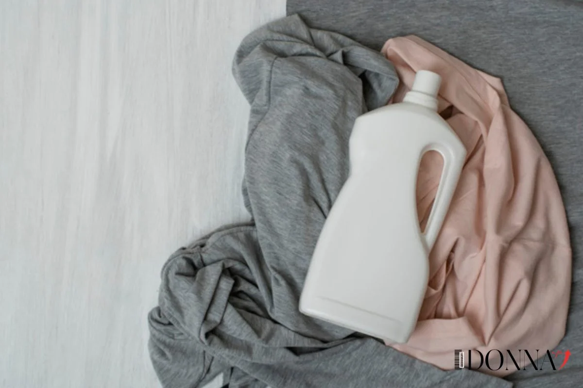 Taches d’eau de Javel sur les tissus Découvrez le remède de mamie ! Jardin Et Bricolage