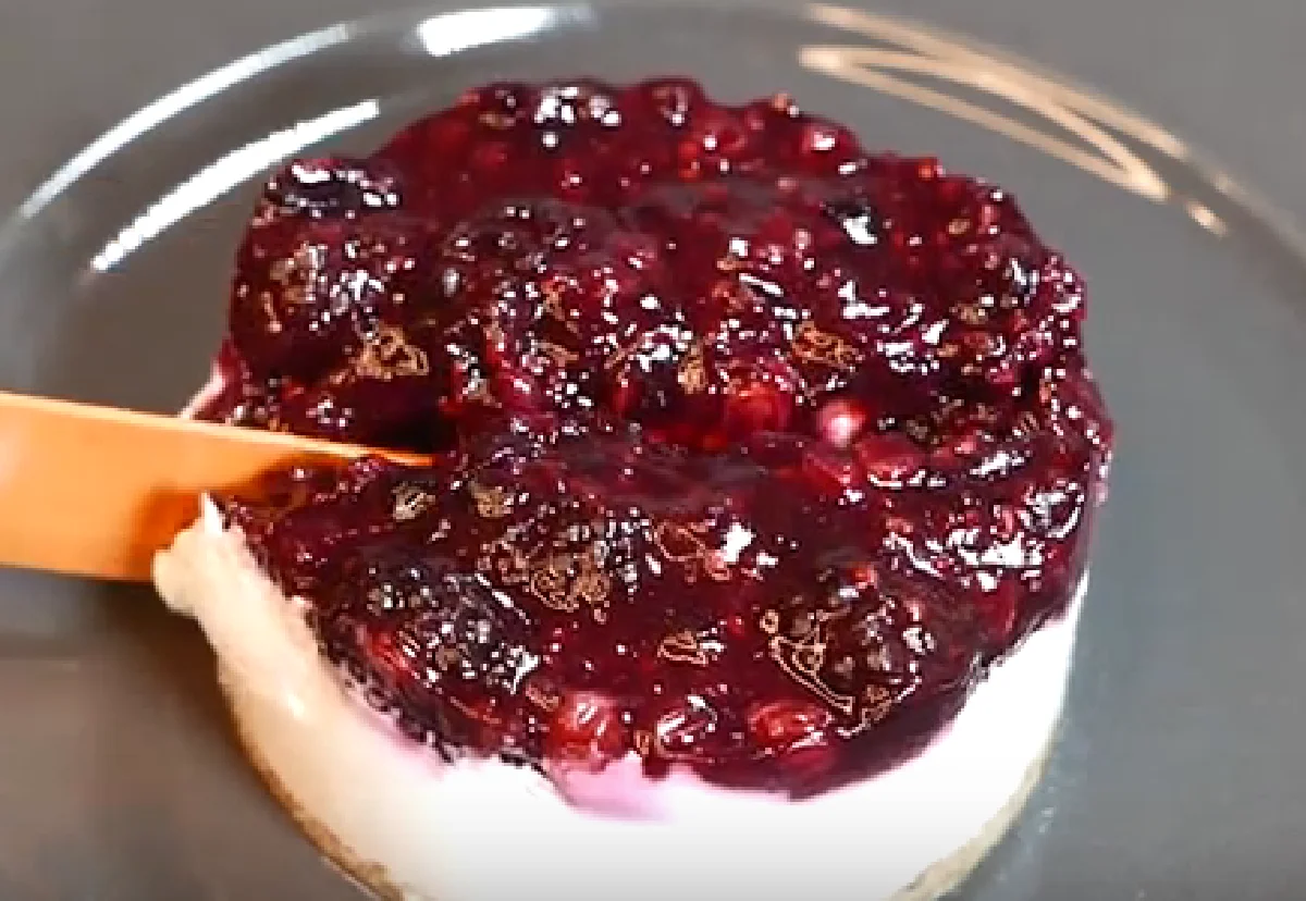 La cheesecake amata dai dietologi, soli 3 ingredienti con 110 calorie!