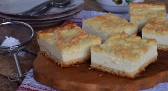 Torta ripiena allo yogurt: la ricetta semplicissima e cremosa