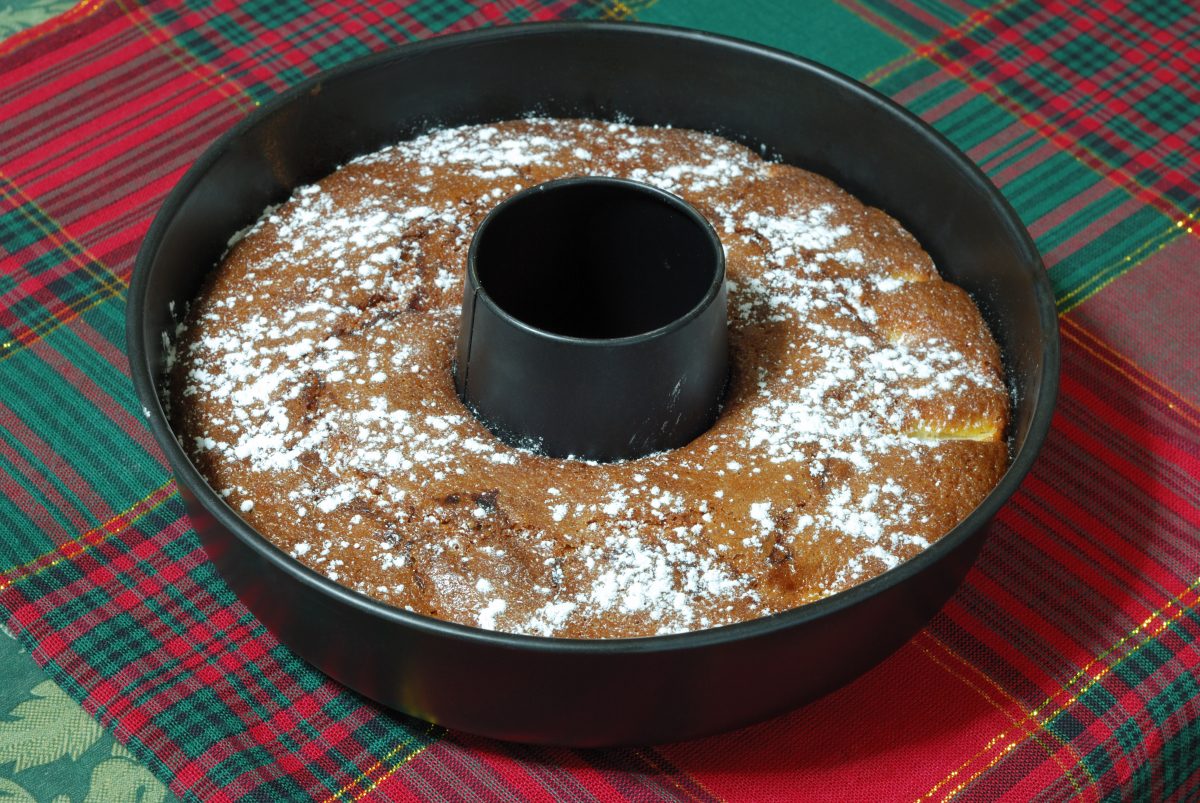 Torta di carote e noci