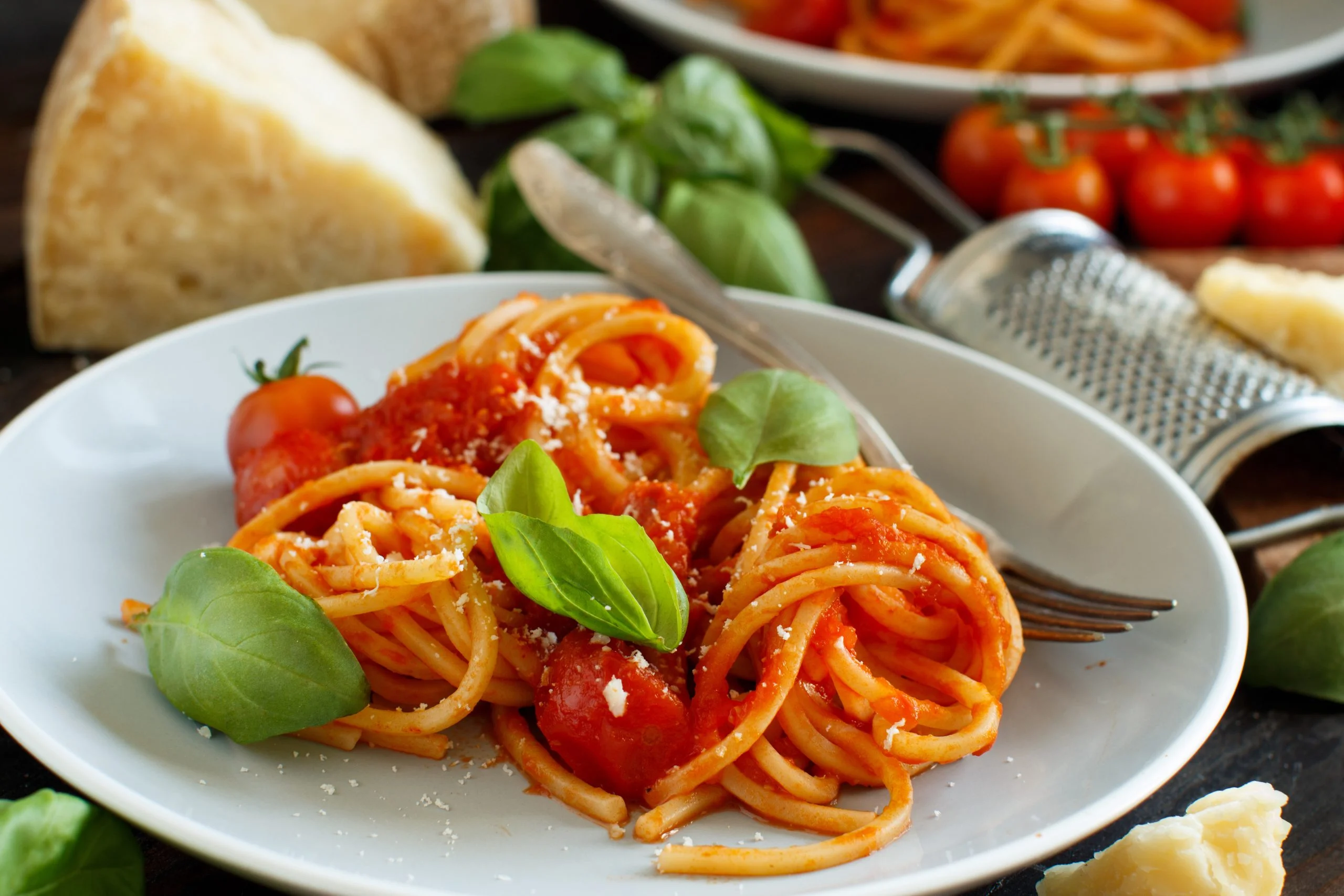 Pasta con pomodorini freschi: un sugo super veloce e perfetto!