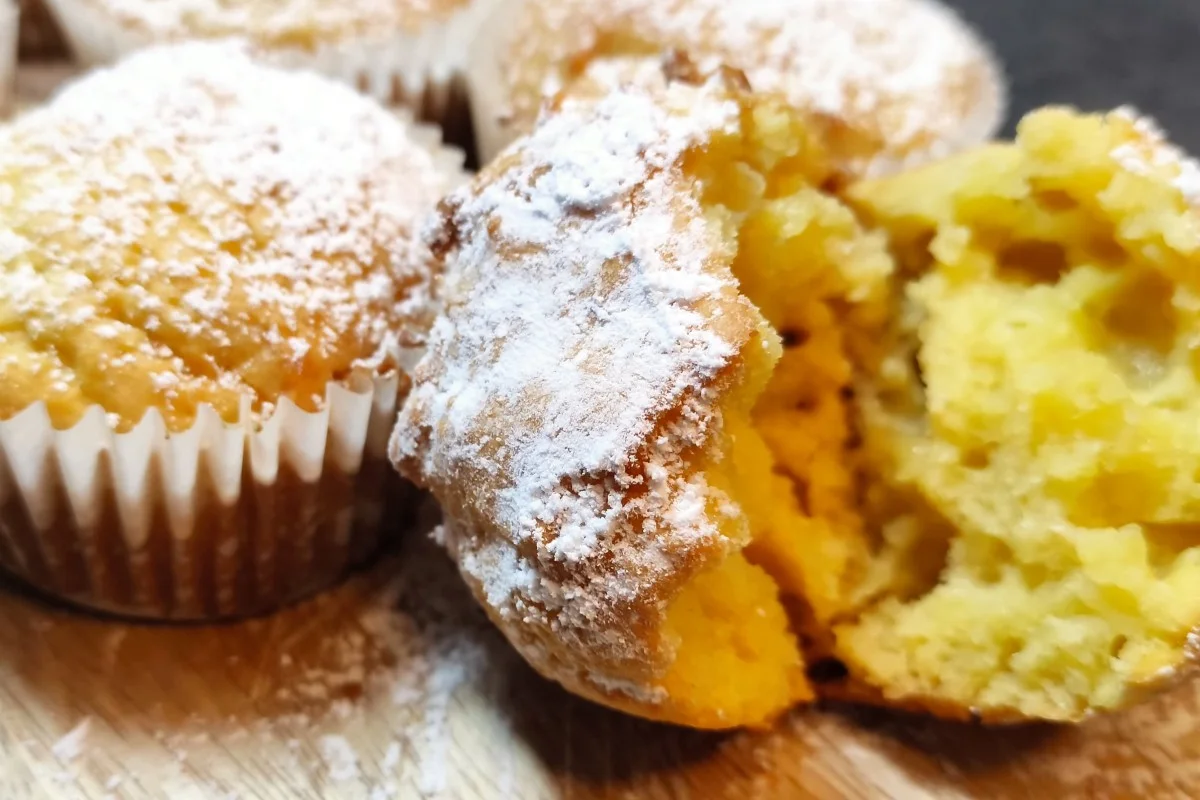 Muffin dolci light in 5 minuti: senza burro ne latte e con solo 160 Kcal!