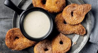 Frittelle alle pere con salsa alla vaniglia: una delizia elegante e insolita