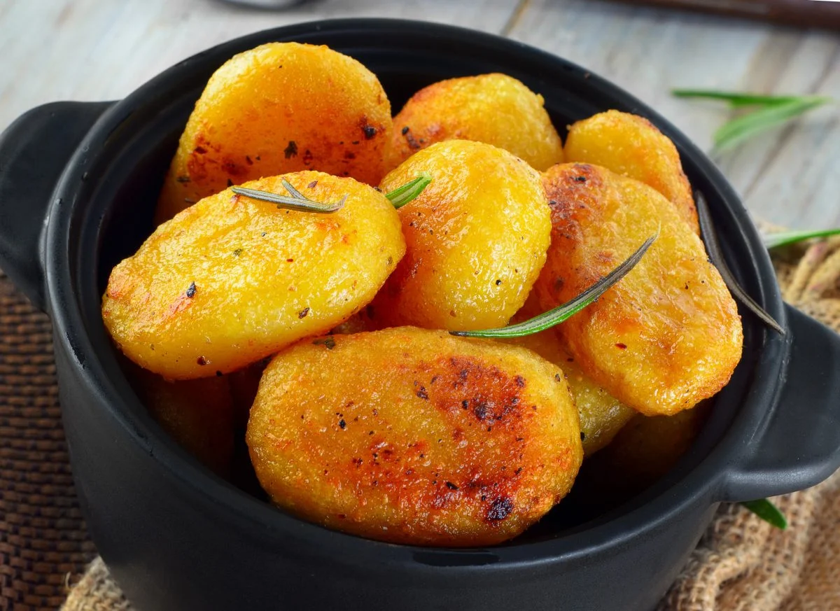 Gebackene neue Kartoffeln