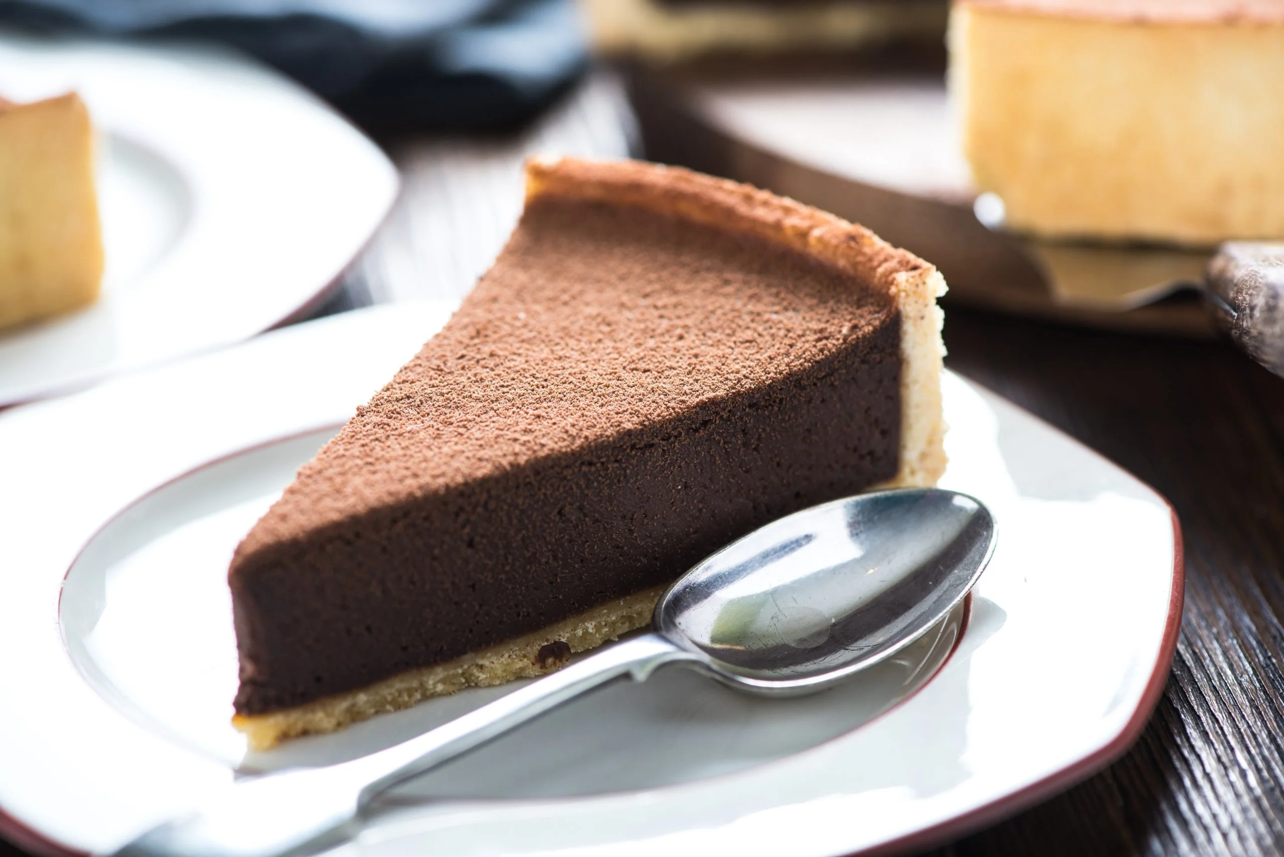 Crostata al cioccolato, alta e compatta, una goduria per il palato!