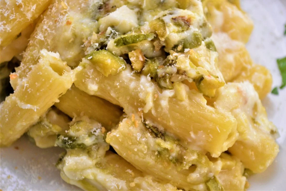 Gebackene Nudeln mit Zucchinicreme!