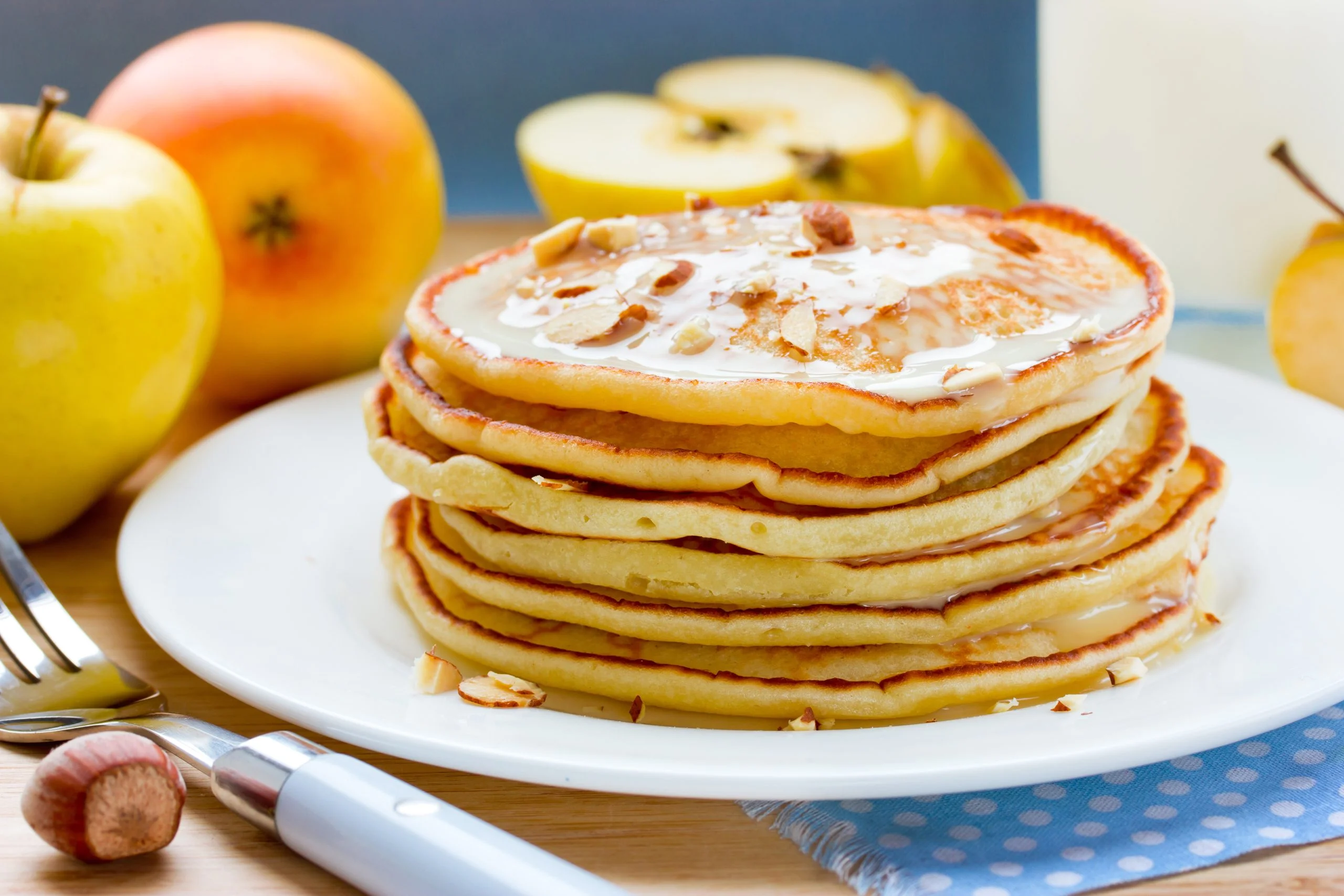 Il pancake con mele e cannella: senza burro e olio e con solo 65 calorie!