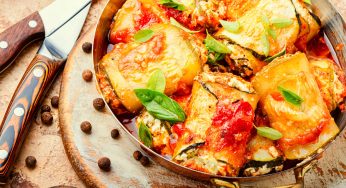 Involtini di Zucchine al sugo: il secondo leggero e squisito