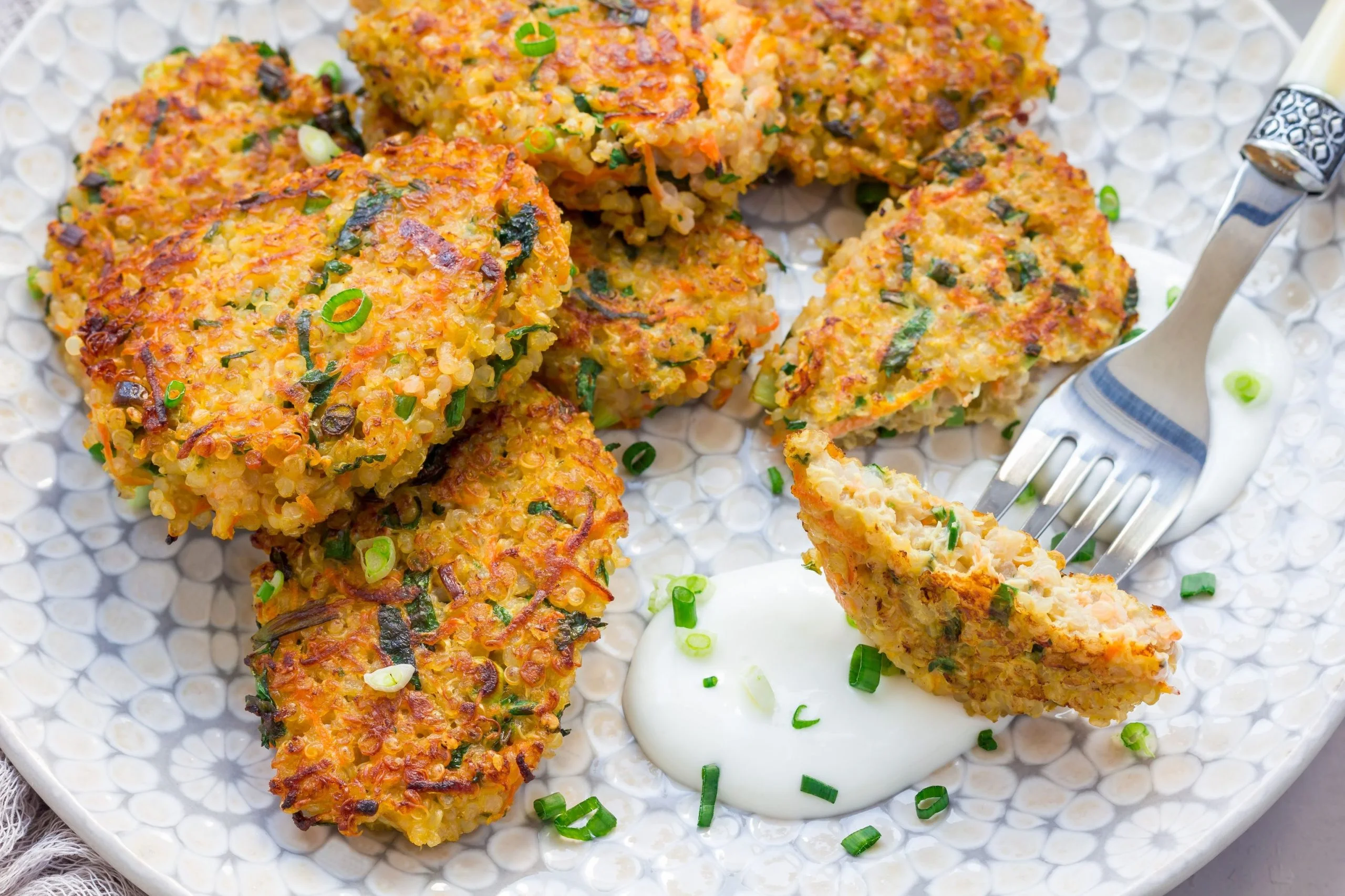 Frittelle zucchine e quinoa, dietetiche ma gustose!