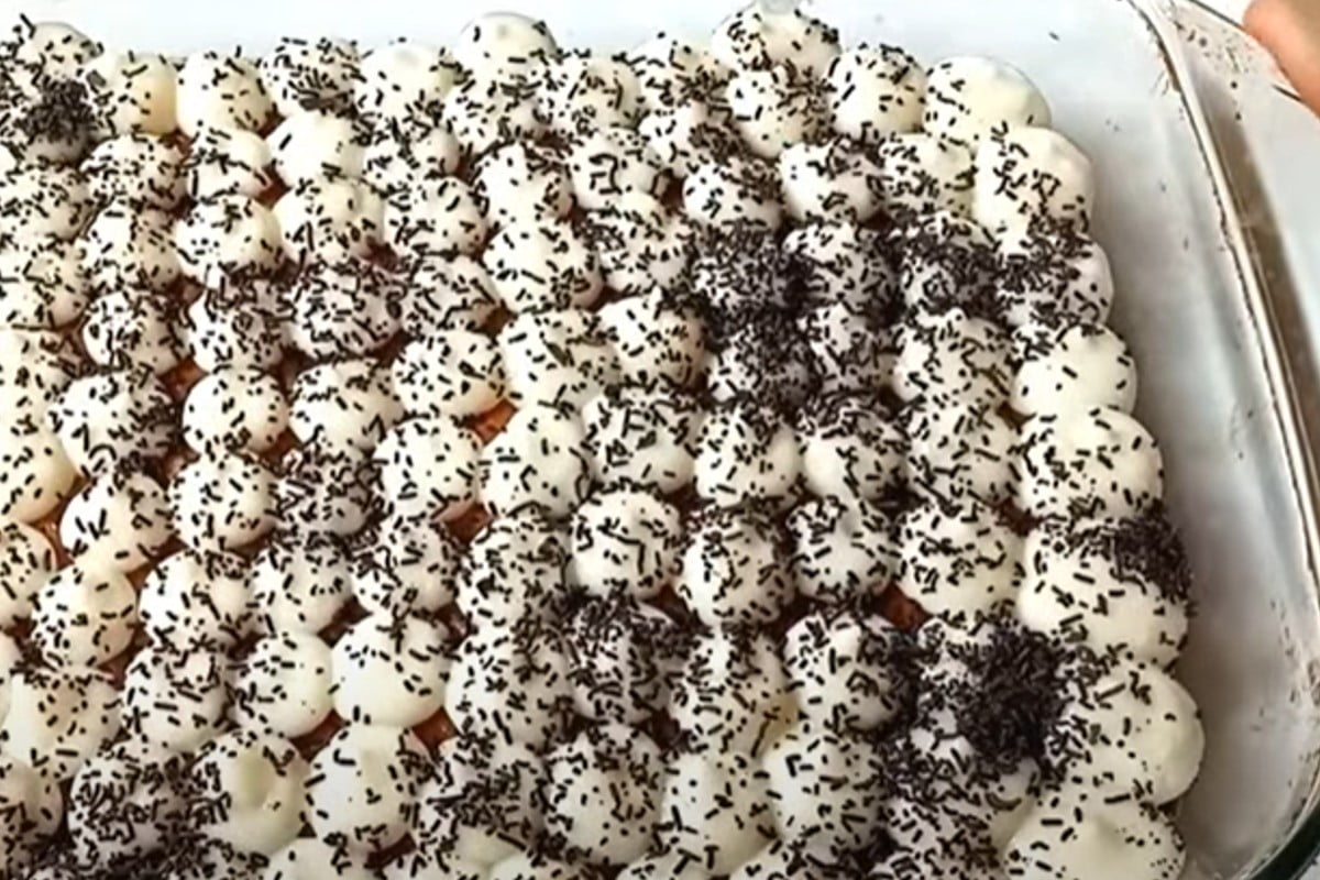 Tiramisù arabo: ricetta sorprendentemente, elegante e facile