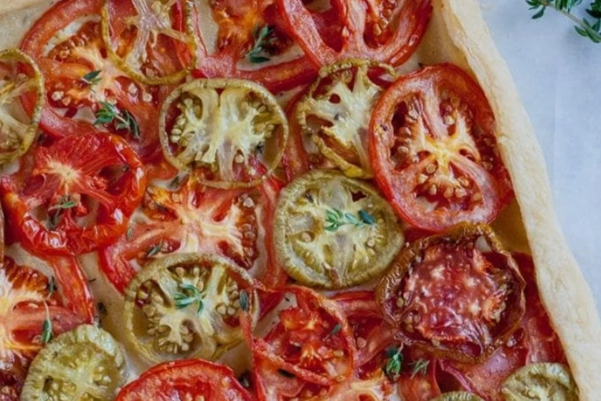 Die Schiacciata mit KICHERERBSENMEHL und Gemüse: schnell und sehr leicht!