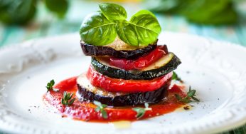 Millefoglie pomodori e melanzane: una delizia pronta in un lampo!