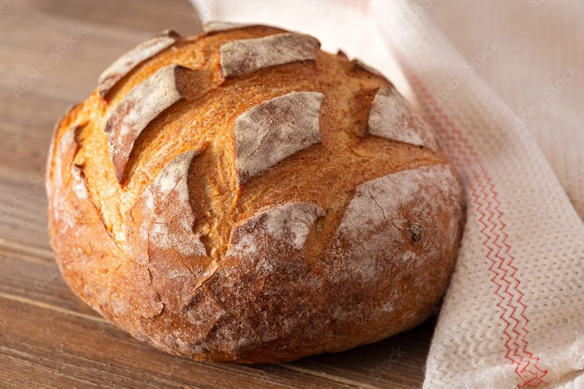 Pane rustico di campagna con farina integrale: genuina bontà