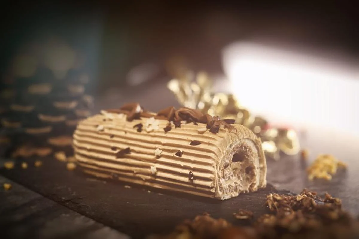 Lo Swiss roll al caffè: scopri il delizioso rotolo al caffè!