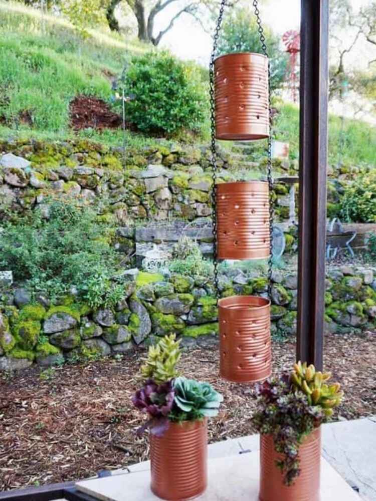 decorare il giardino con creatività e riciclo