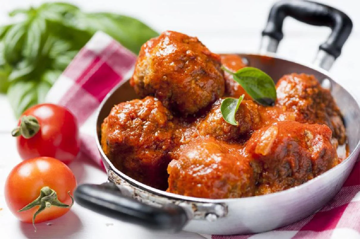 Polpette alla parmigiana: saporite, dietetiche, sfiziose. Solo 60 calorie!