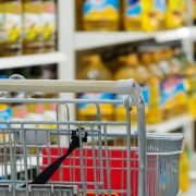 Il miglior supermercato del 2022 per fare la spesa, economico e fornito. La classifica completa.