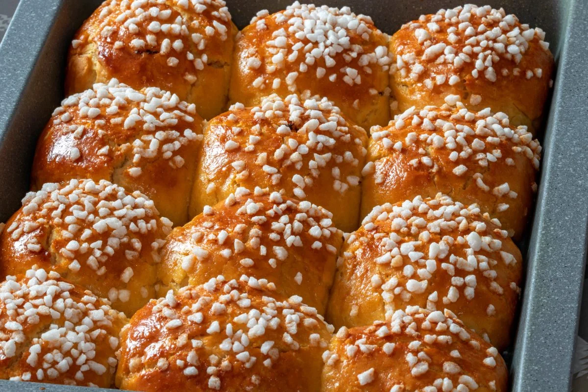 Metti l’aceto nell’impasto e avrai le brioche più soffici al mondo in 90 soli minuti!