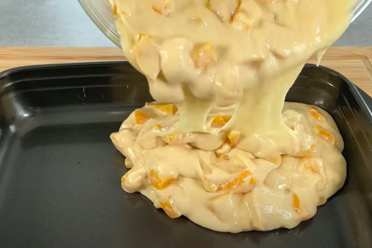 Köstlicher und leichter Pfirsichkuchen: Er hat nur 170 Kalorien pro Portion!