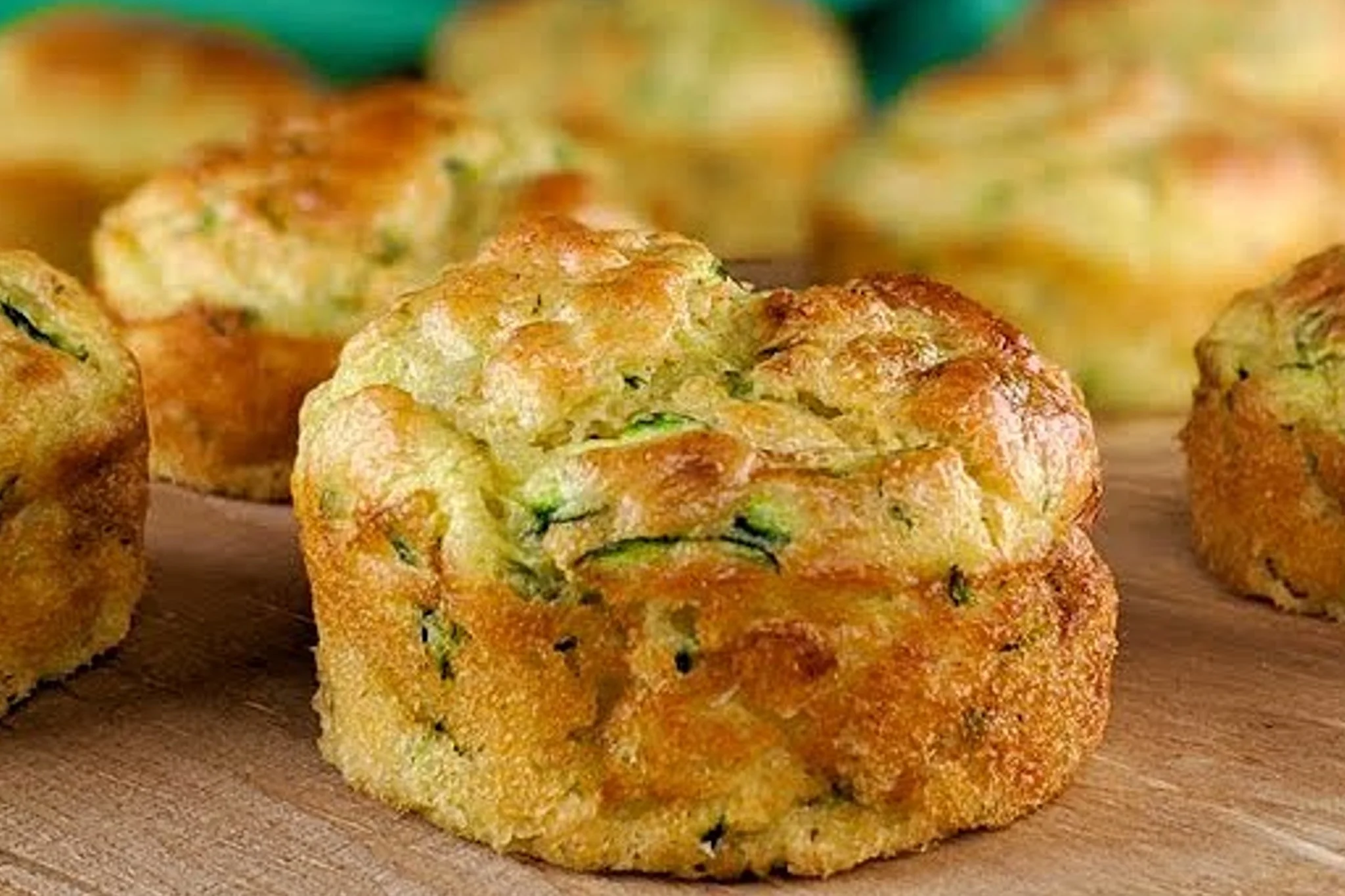 ZUCCHINE MUFFIN senza patate | Golosi bocconcini, perfetti per ospiti a sorpresa