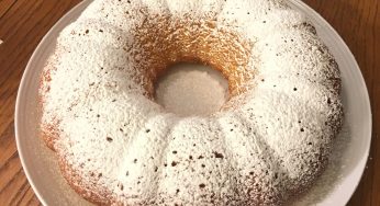 Il ciambellone sofficissimo | Impasto semplice che si prepara in 5 minuti!