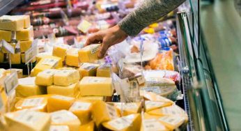 E’ allerta nei supermercati. Ritirato questo formaggio: contiene “pezzi di metallo” | Non mangiarlo | Ecco i lotti richiamati!