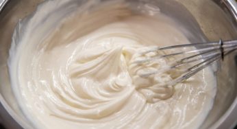 Crema al latte: una ricetta facilissima con cui puoi farcire di tutto | Provala!