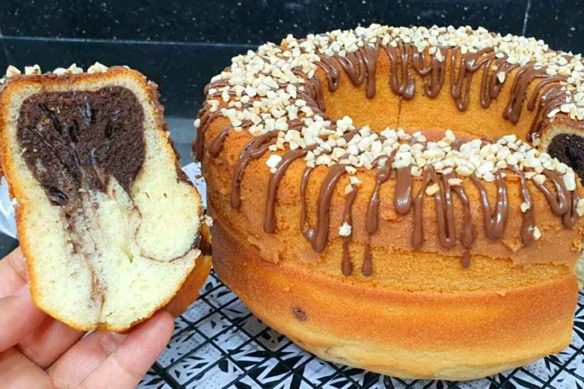 Lo preparo senza burro e viene altissimo | La mia ricetta ciambellone variegato!