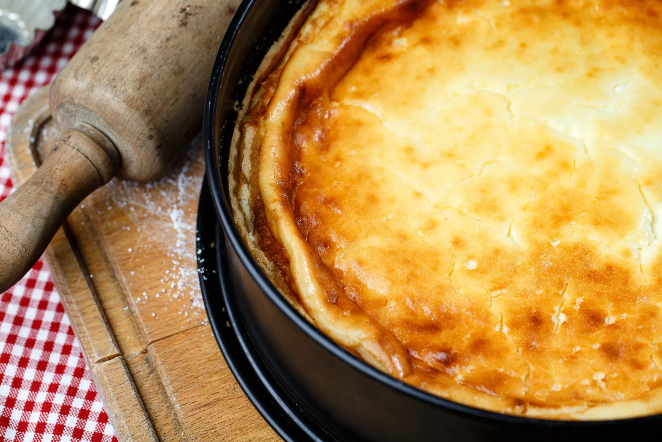 La preparo senza base e con sole 3 uova, impasto velocissimo | Tutti vogliono la ricetta!