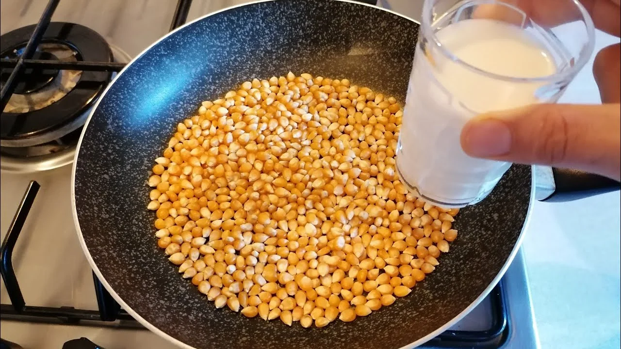 La ricetta incredibile che si fa con un bicchiere di mais e latte! Provala