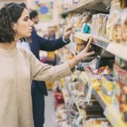 Emergenza olio di palma: torna nei biscotti preferiti dai bambini e in quelli della prima colazione