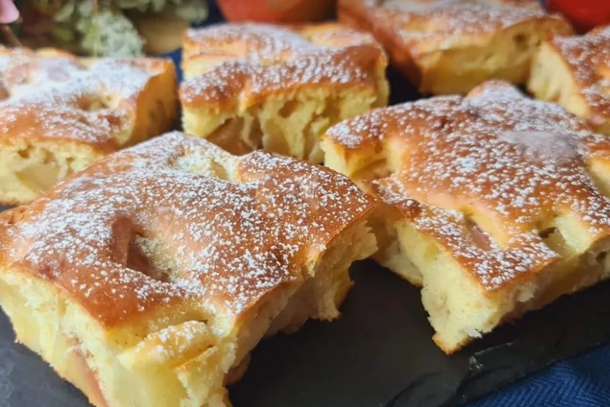Apfelkuchen, für ein köstliches und sehr diätetisches Dessert benötigen Sie 5 Stück. Nur 150 Kcal!