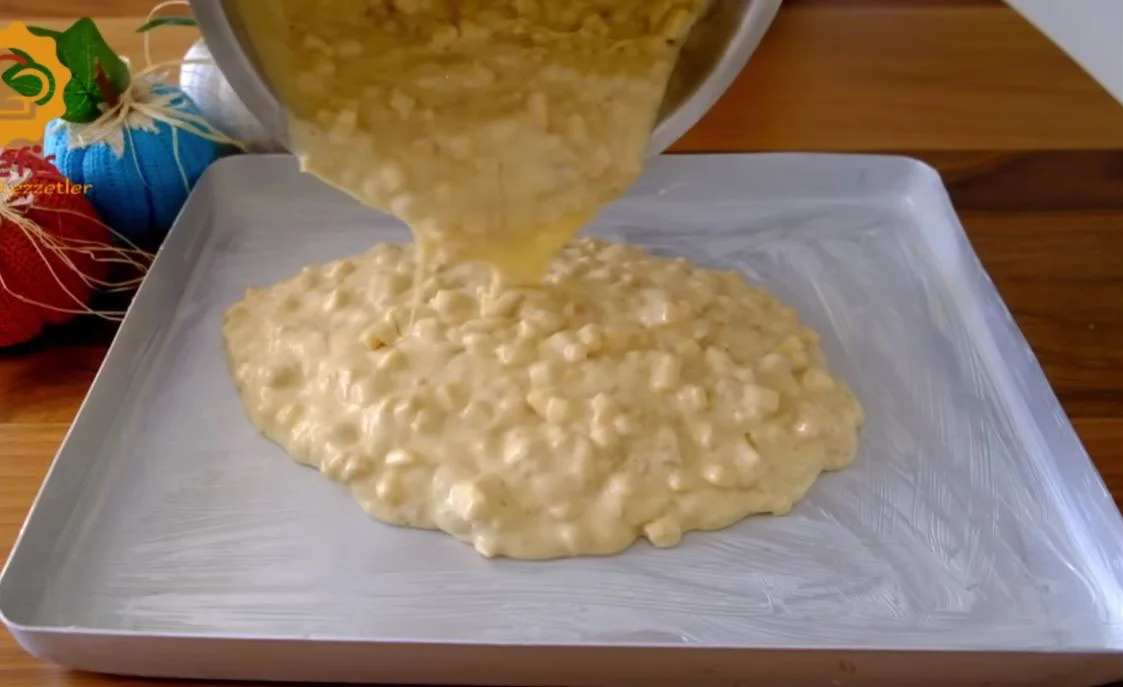 Kuchen 3 Äpfel und 1 Glas Nüsse