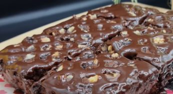 Torta al cioccolato senza farina, zucchero e zero grassi, puoi mangiarla tutti i giorni!