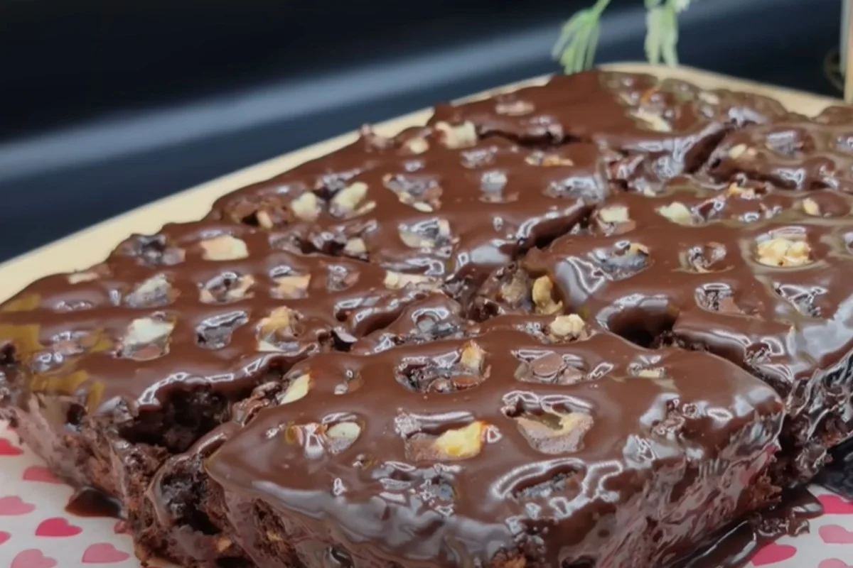 Mehlfreier, zuckerfreier, fettfreier Schokoladenkuchen, Sie können ihn jeden Tag essen!