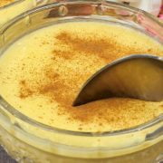 Crema vaniglia e limone: il dolce al cucchiaio pronto in un minuto senza farina