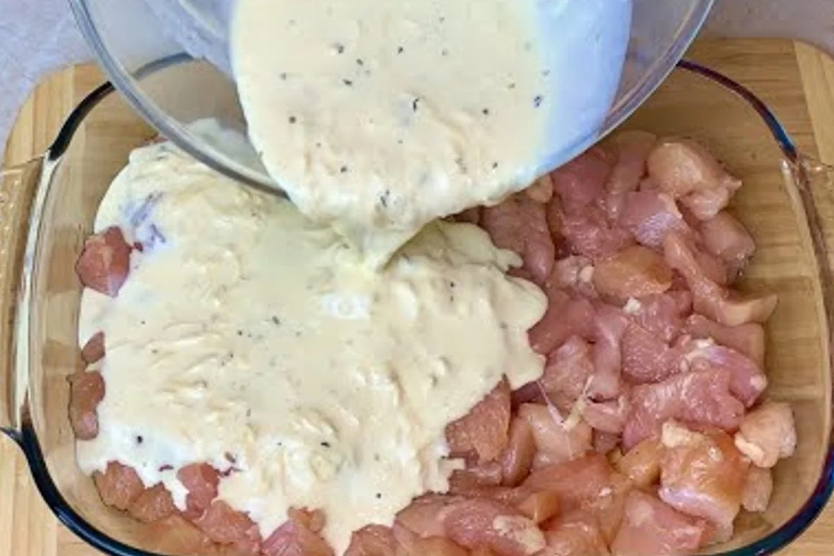 Cremig gebackenes Hähnchen: ein köstlicher zweiter Gang, anders als das Übliche!