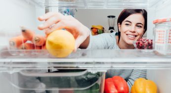 Lascia una fetta di limone in frigo tutte le sere e goditi il risultato!