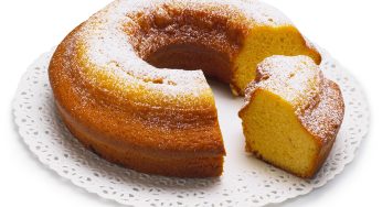 Ciambellone italiano: la ricetta più ricercata del web. Ecco l’originale.