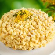 Torta mimosa spettacolare leggerissima per l’8 marzo, la festa della Donna