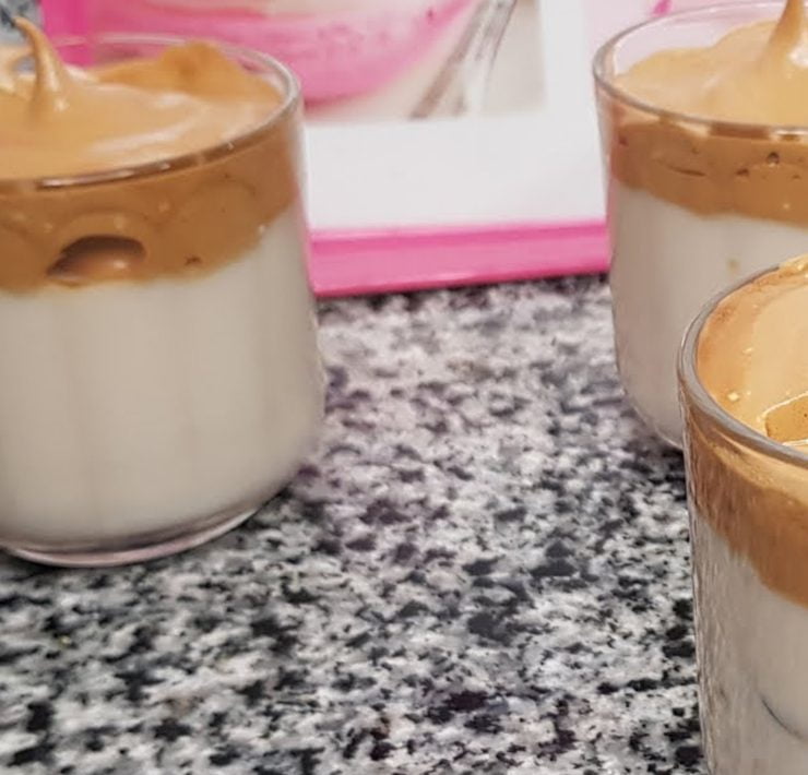 Crema fredda caffellatte: un dolce al cucchiaio che vi farà impazzire!