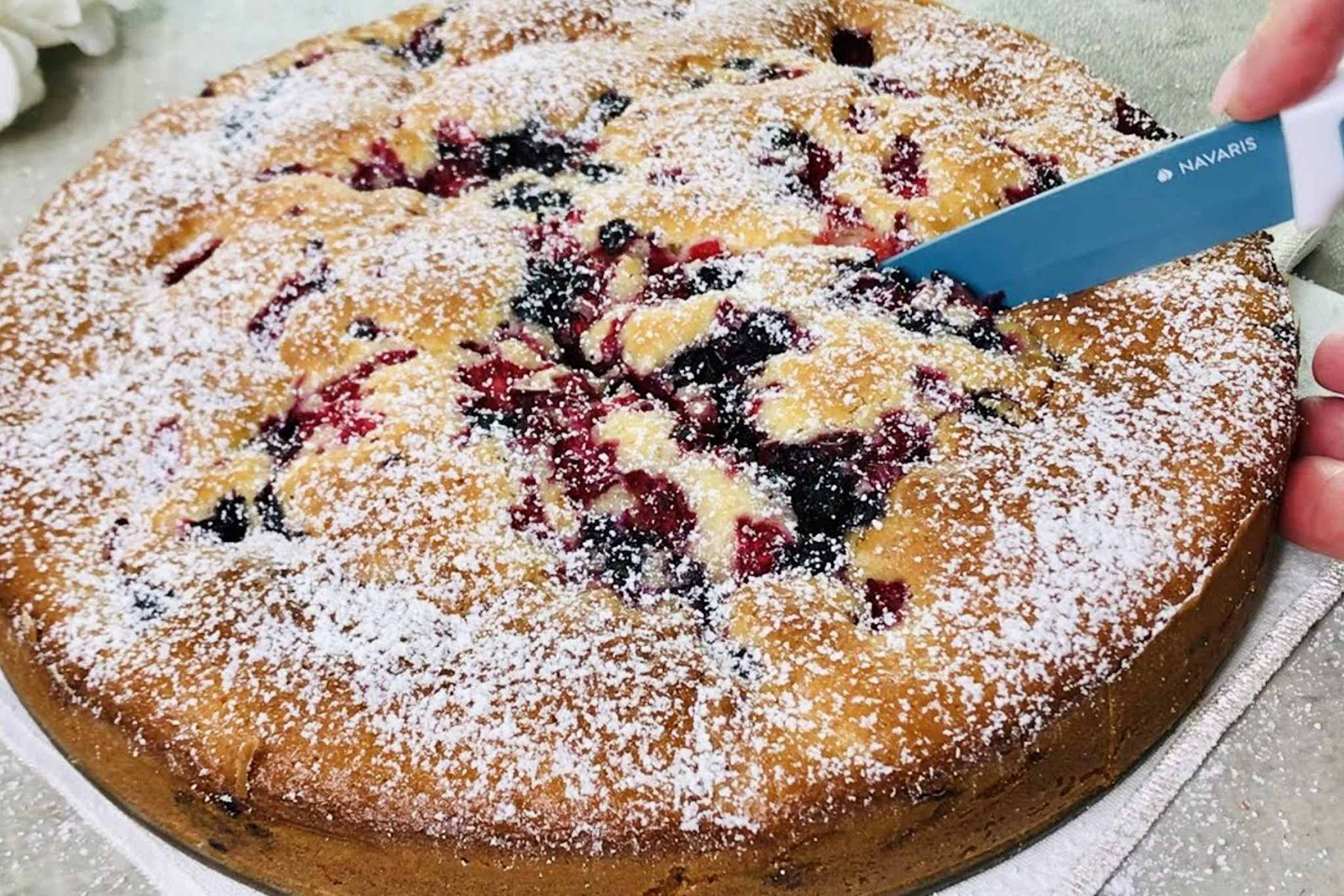 Se non hai tempo, prepara questa torta veloce ai frutti di bosco! Ti stupirà!