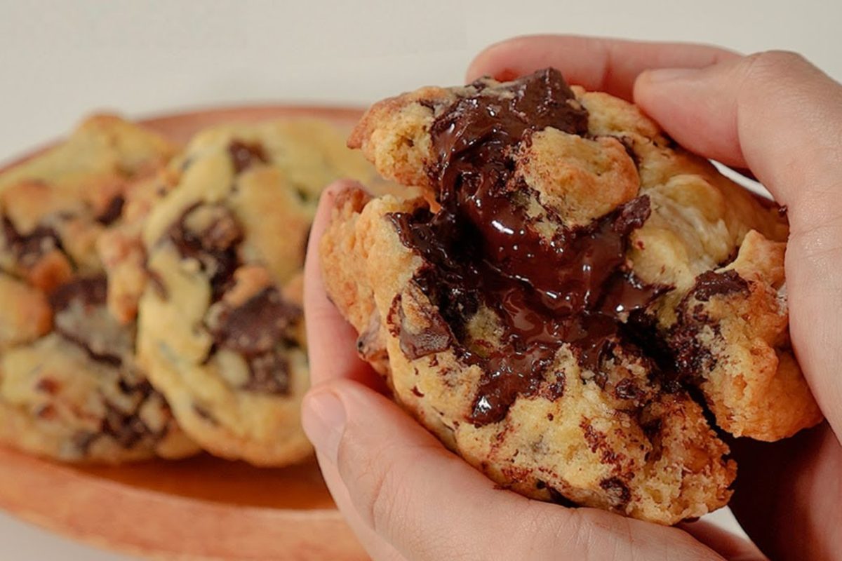 Biscotti perfetti cioccolato e noci: croccanti fuori, morbidi dentro