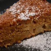 Torta di mele caramellate: la vorrai preparare ancora e ancora.