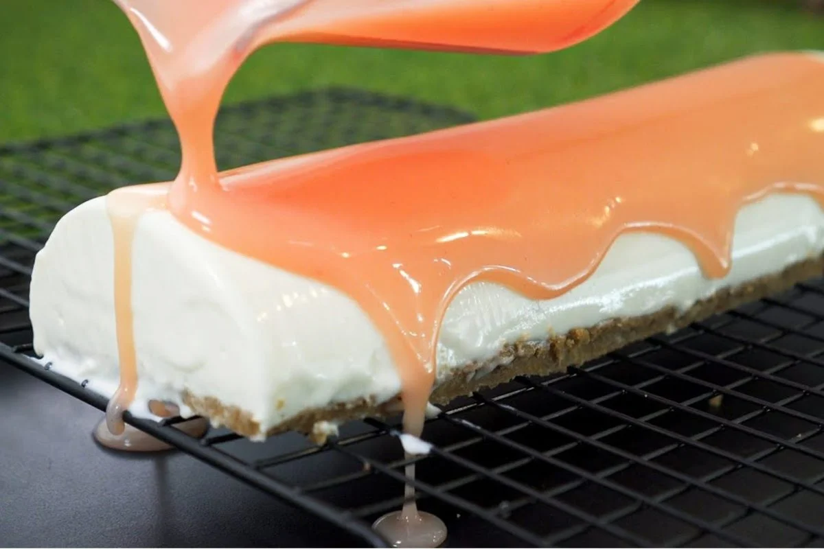 Käsekuchen mit weißer Schokolade