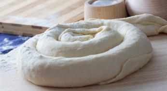 Torciglione salato alla ricotta: la torta a spirale che vi conquisterà