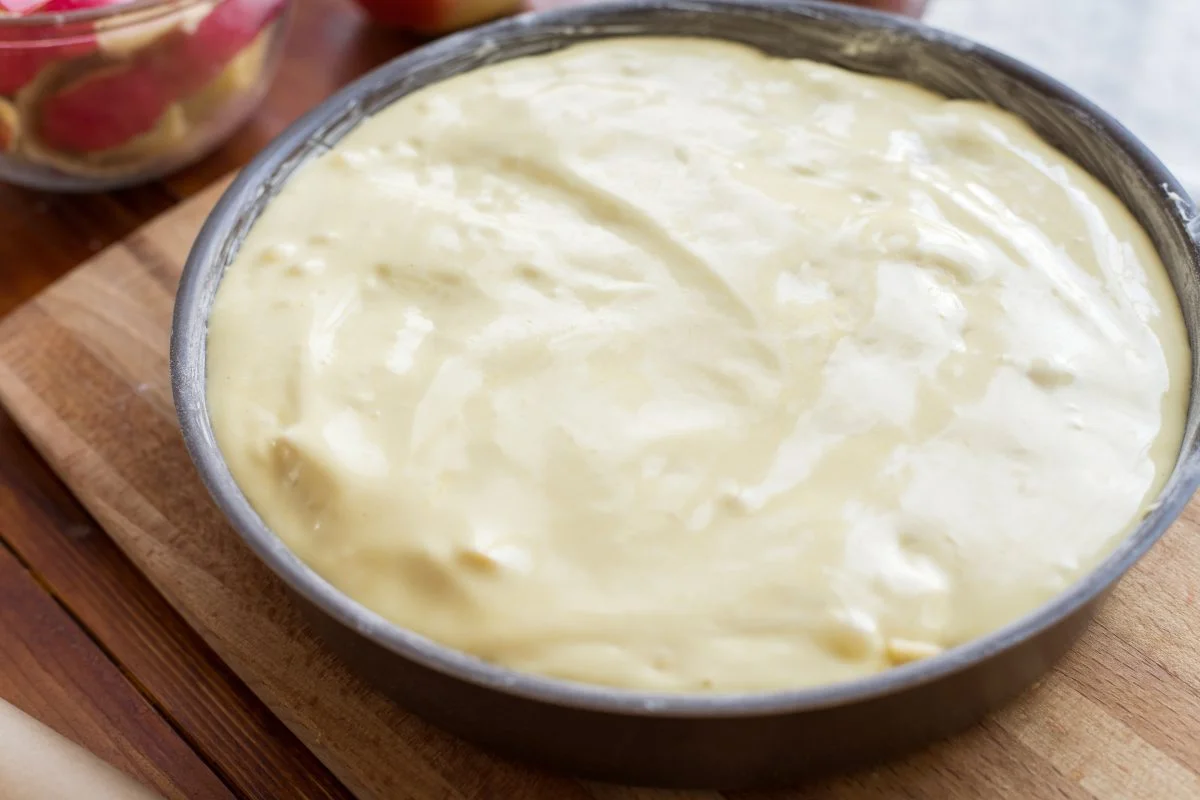 Ich bereite es mit vielen Äpfeln und Joghurt zu, es ist lecker und hat nur 140 kcal!
