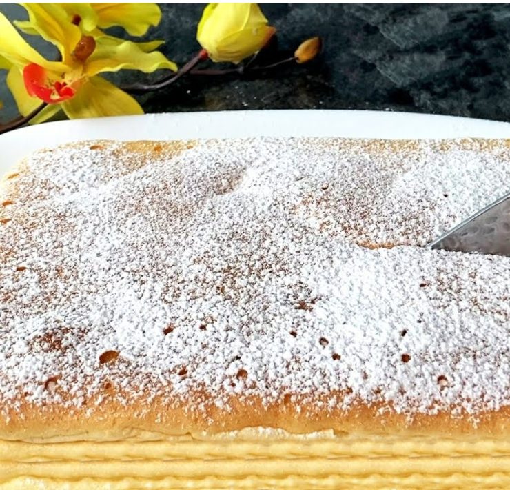 La torta di yogurt che preparo io è senza farina: leggera e perfetta!