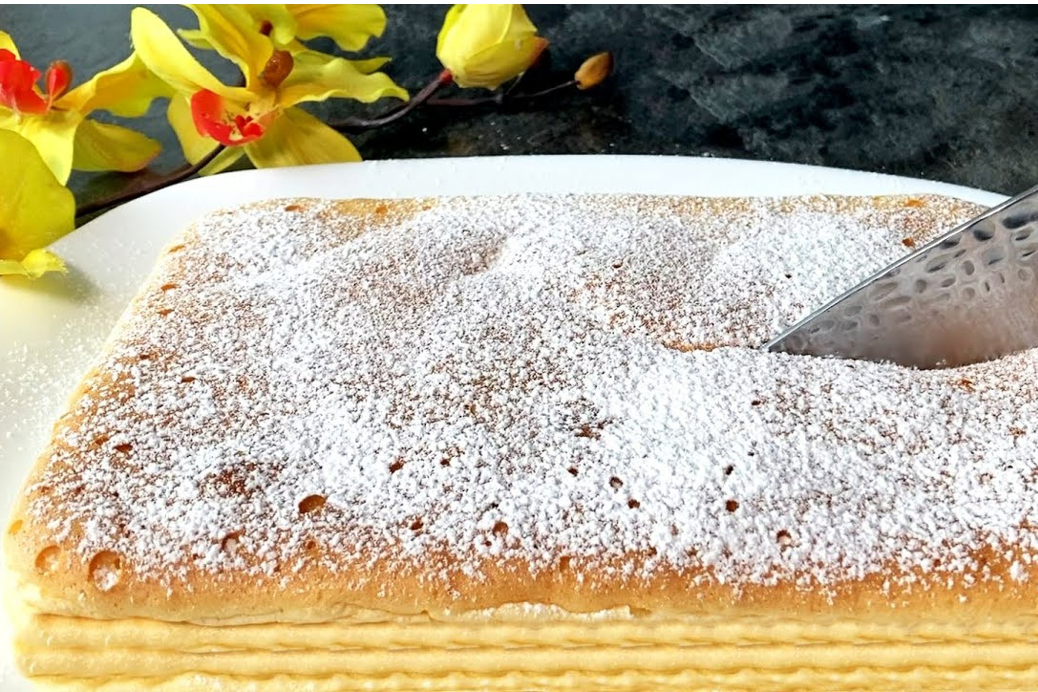 La torta di yogurt che preparo io è senza farina: leggera e perfetta!