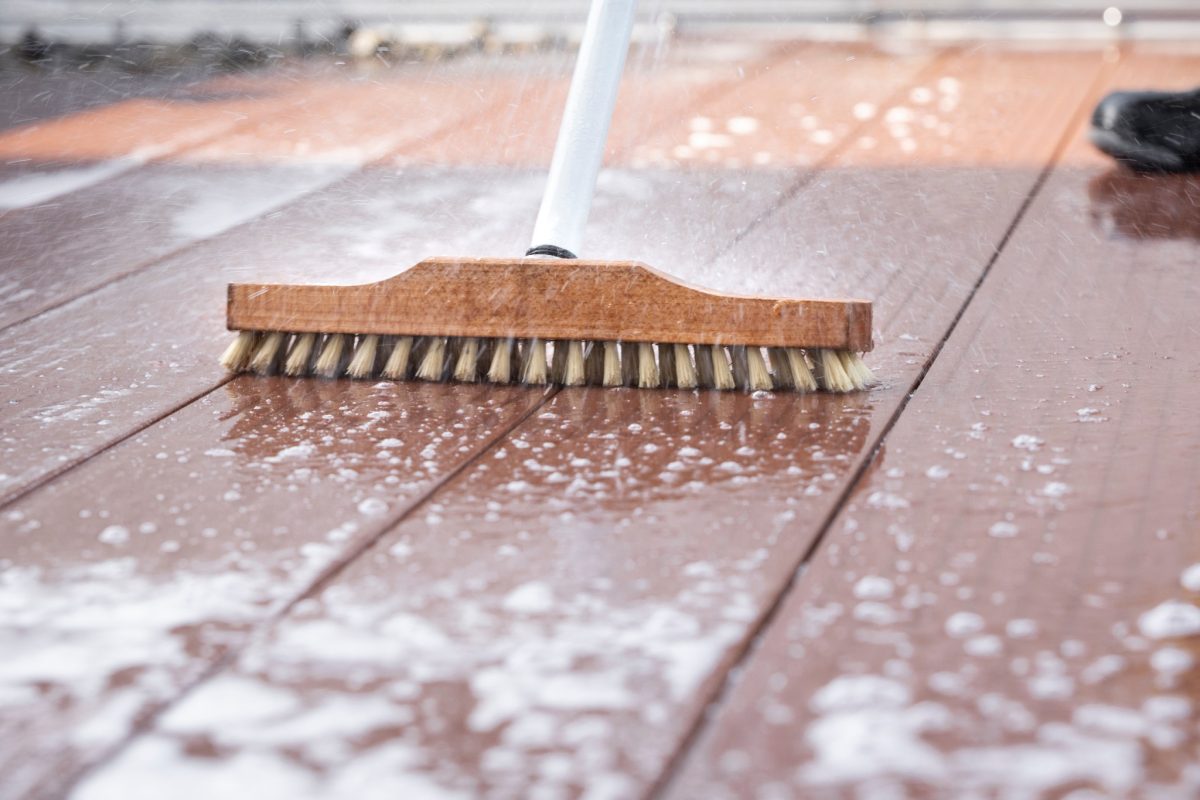 Uso il bicarbonato per pulire il balcone e tutto risplende